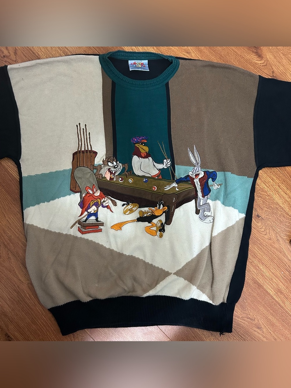 Vintage 1990s Looney Tunes by Lario Sweater Limited Edition 785/2000 - Picture 4 of 9